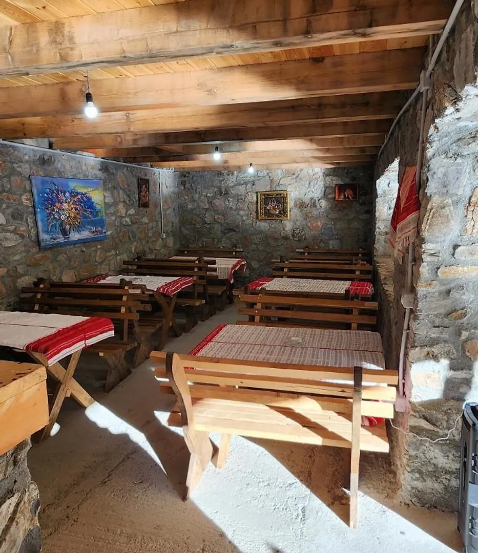 Moll' e Shoshit Livadhi Guesthouse فندق مبيت وإفطار Moll' e Shoshit